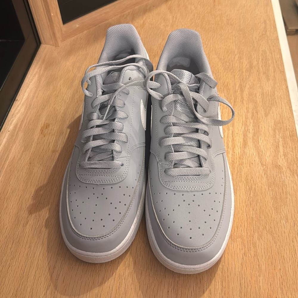 NWOT Nike court vision low wolf grey
